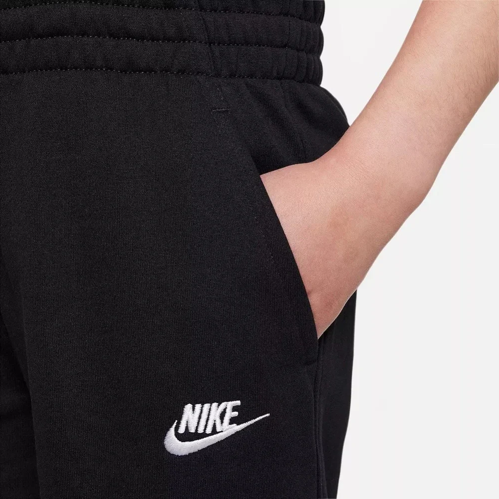 NEW Nike Black Shorts, Sportswear Club Fleece Youth Boys Medium